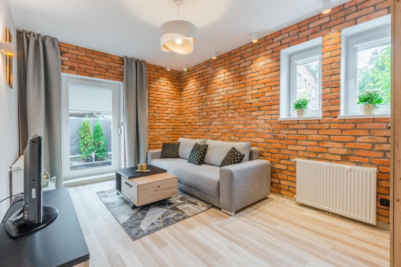 Apartament Ksiezycowy Z Ogrodem- โซพอต ภายนอก รูปภาพ